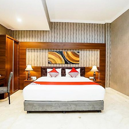 Oyo 289 Hotel Dalwa Syariah Pasuruan Kültér fotó