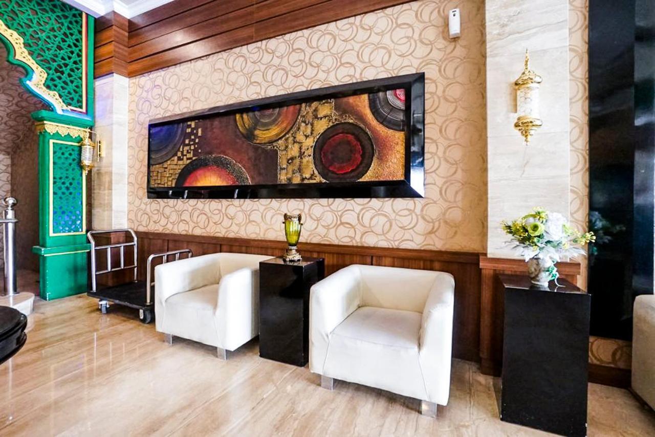 Oyo 289 Hotel Dalwa Syariah Pasuruan Kültér fotó